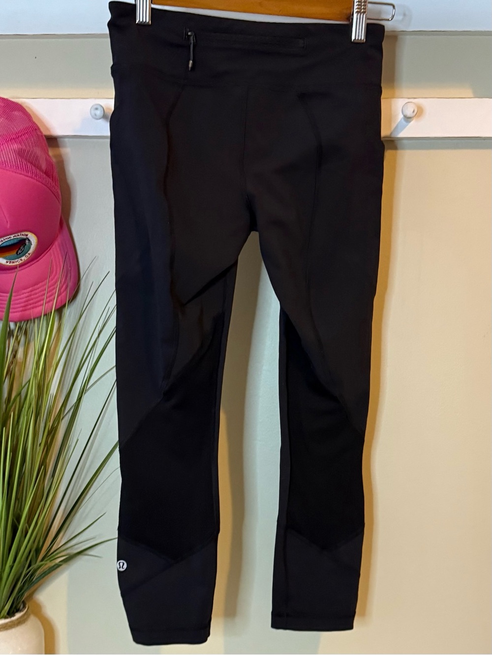Lululemon Black Pace Rival Leggings Size 4 & 23” inseam 🔥EUC Yoga Run Gym